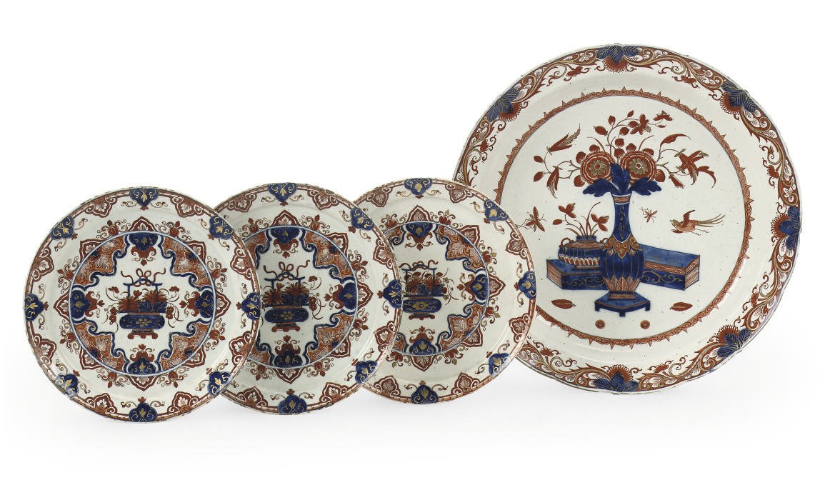 Four Delft doré Imari-style plates
