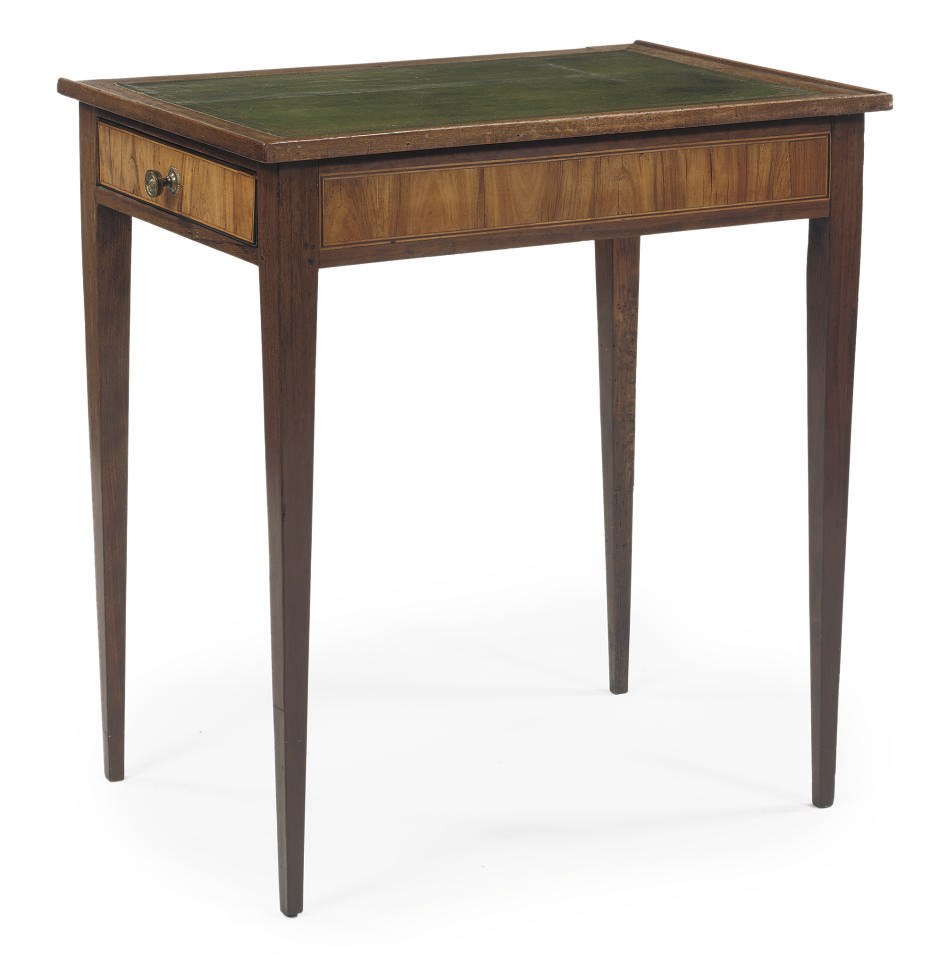A FRENCH PROVINCIAL AMARANTH AND TULIPWOOD WRITING TABLE