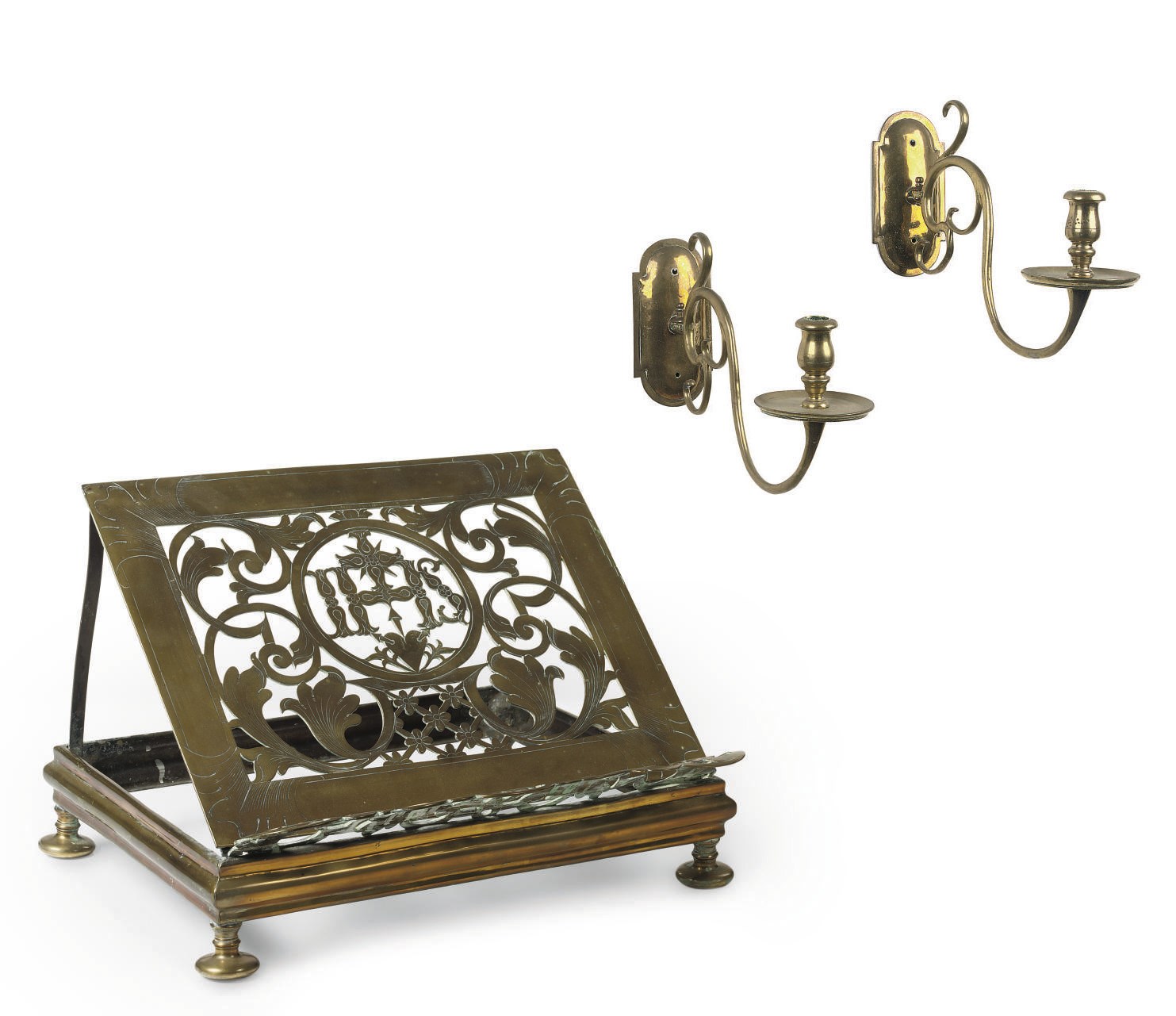 A FLEMISH BRASS BOOKSTAND