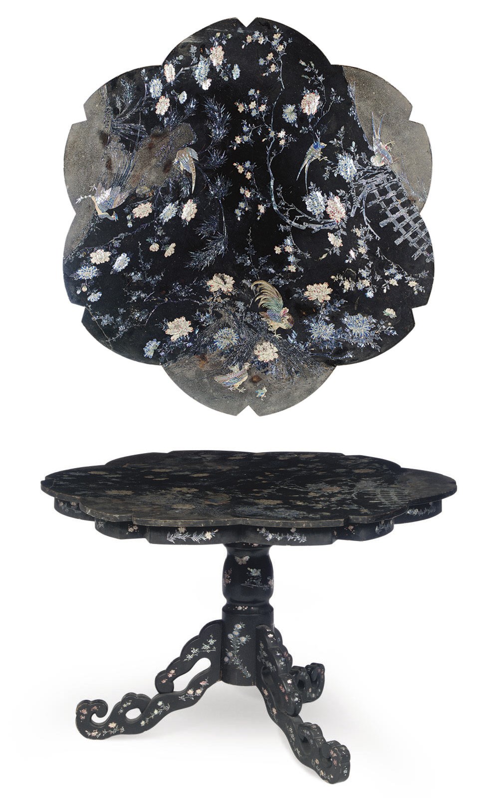 A JAPANESE NAGASAKI EXPORT LACQUER TABLE