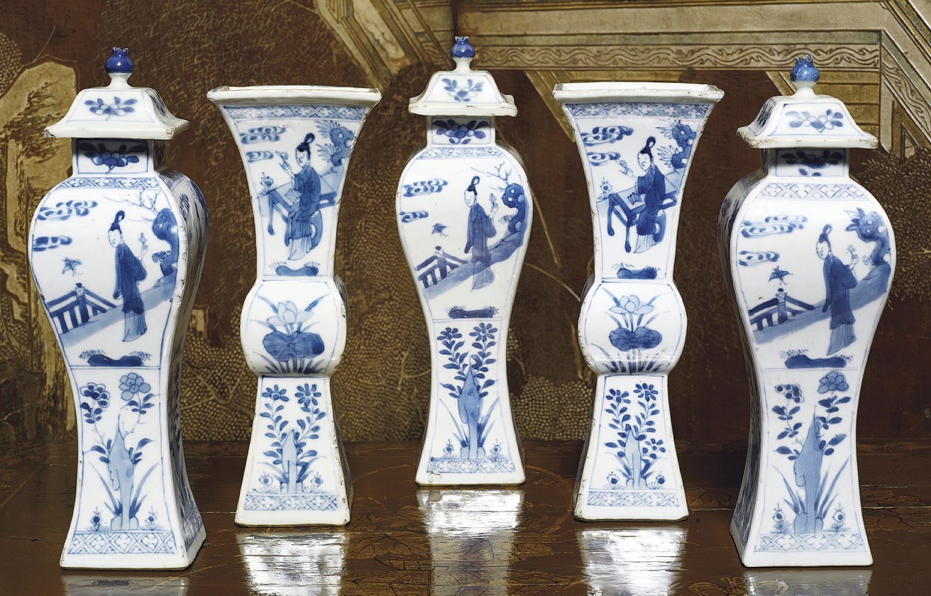 A Chinese blue and white five-piece garniture