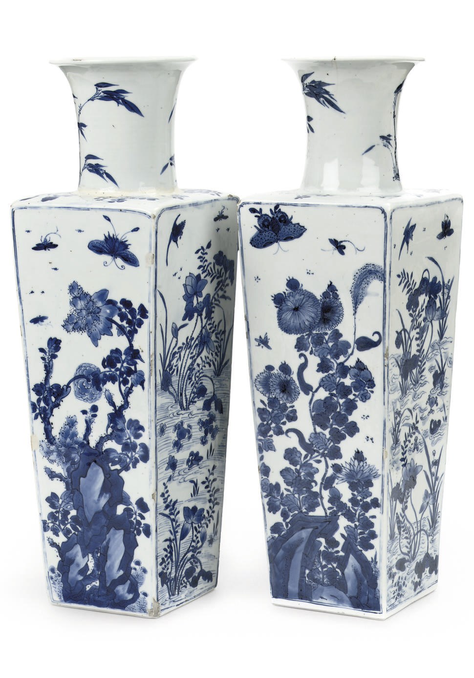 A pair of Chinese blue and white rectangular vases