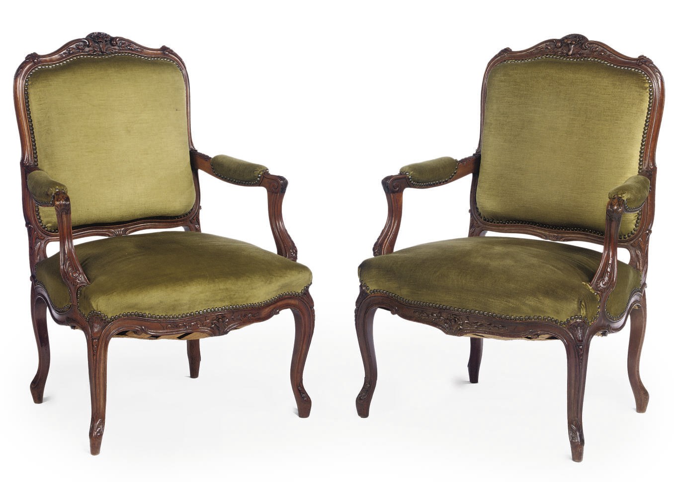 A PAIR OF FRENCH WALNUT FAUTEUILS