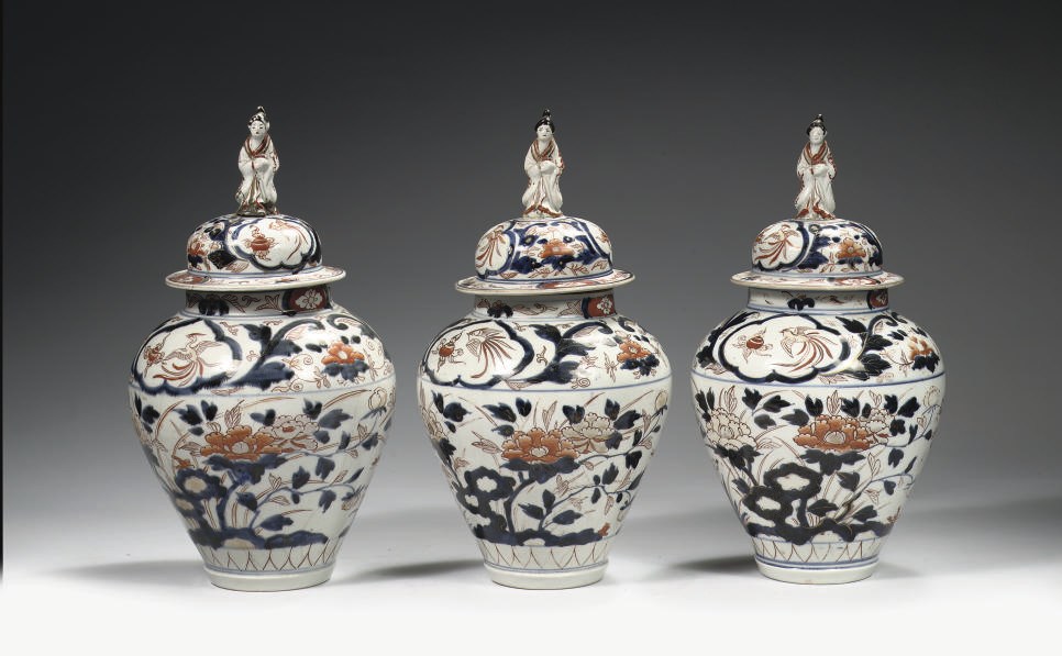 A set of three Japanese Imari baluster jars and covers