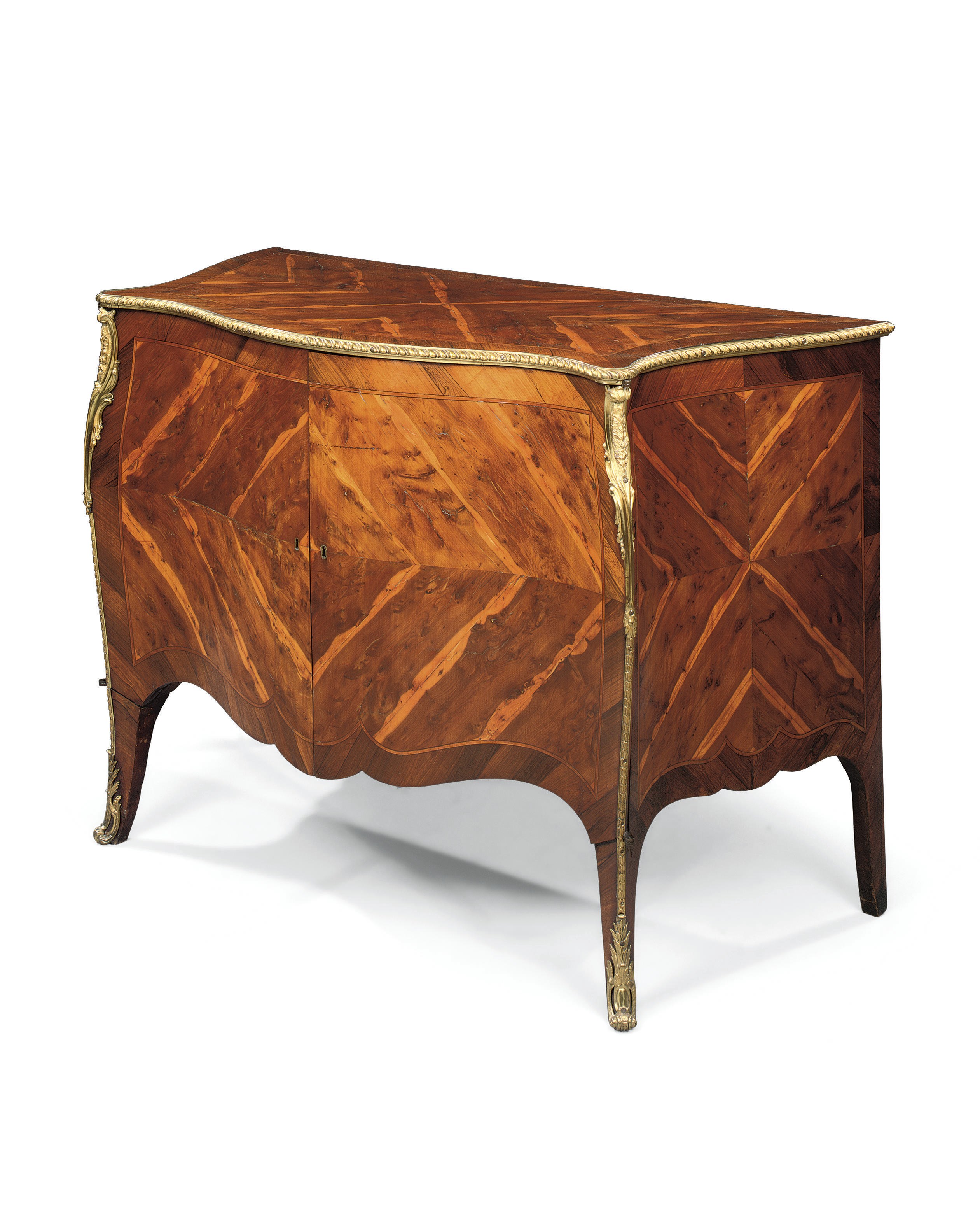A GEORGE III ORMOLU MOUNTED ROSEWOOD AND YEW-WOOD COMMODE