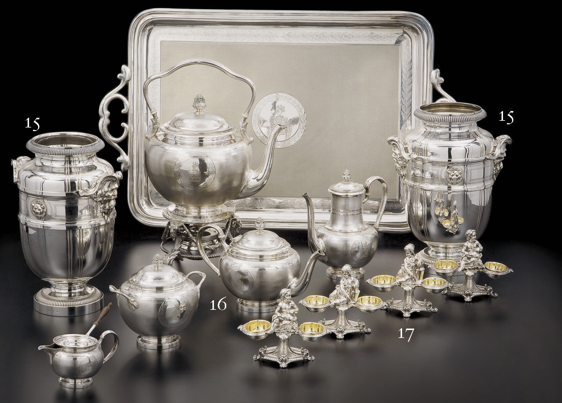 PAIRE DE RAFRAICHISSOIRS EN ARGENT