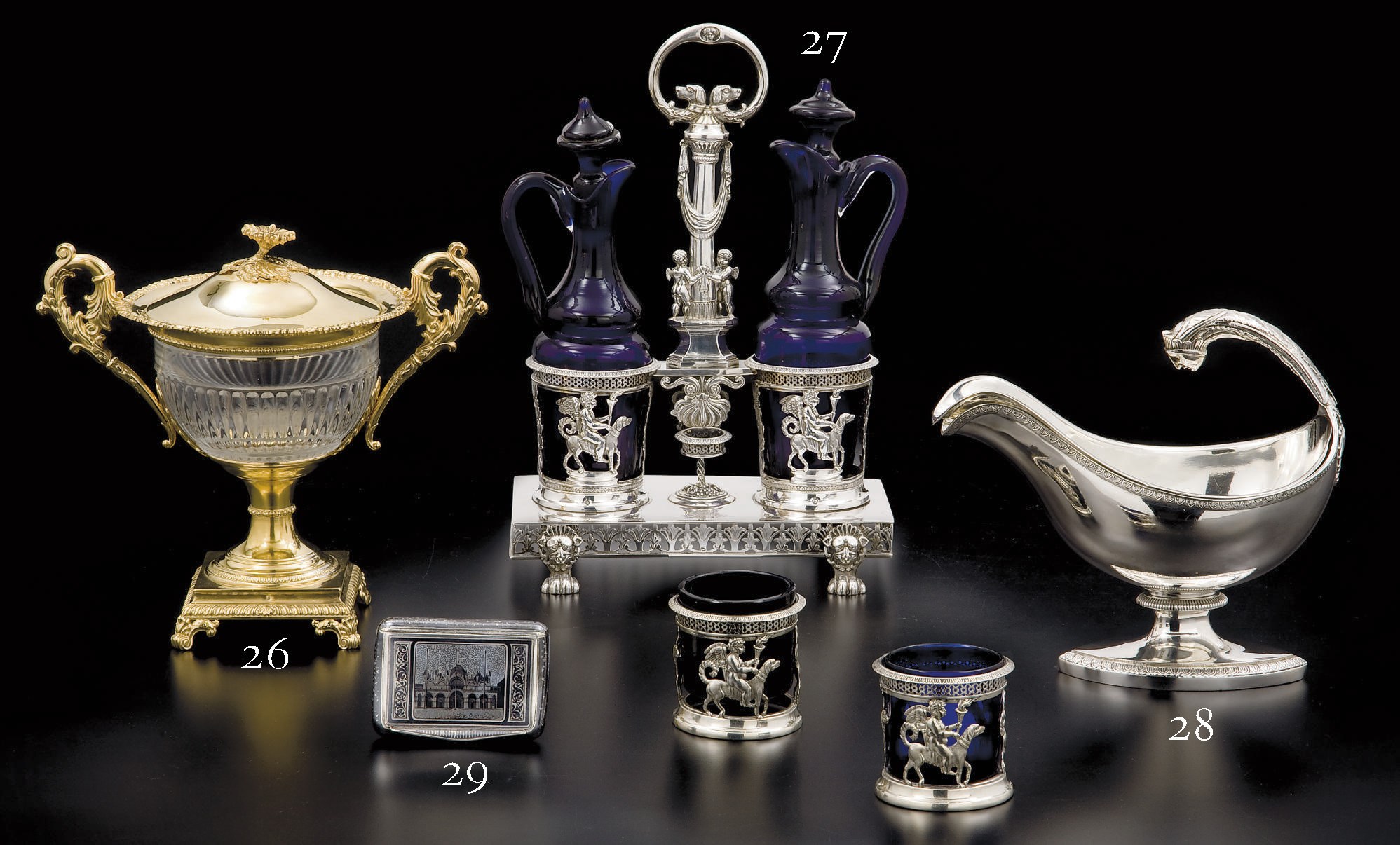 SAUCIERE EN ARGENT ET DOUBLURE EN METAL ARGENTE