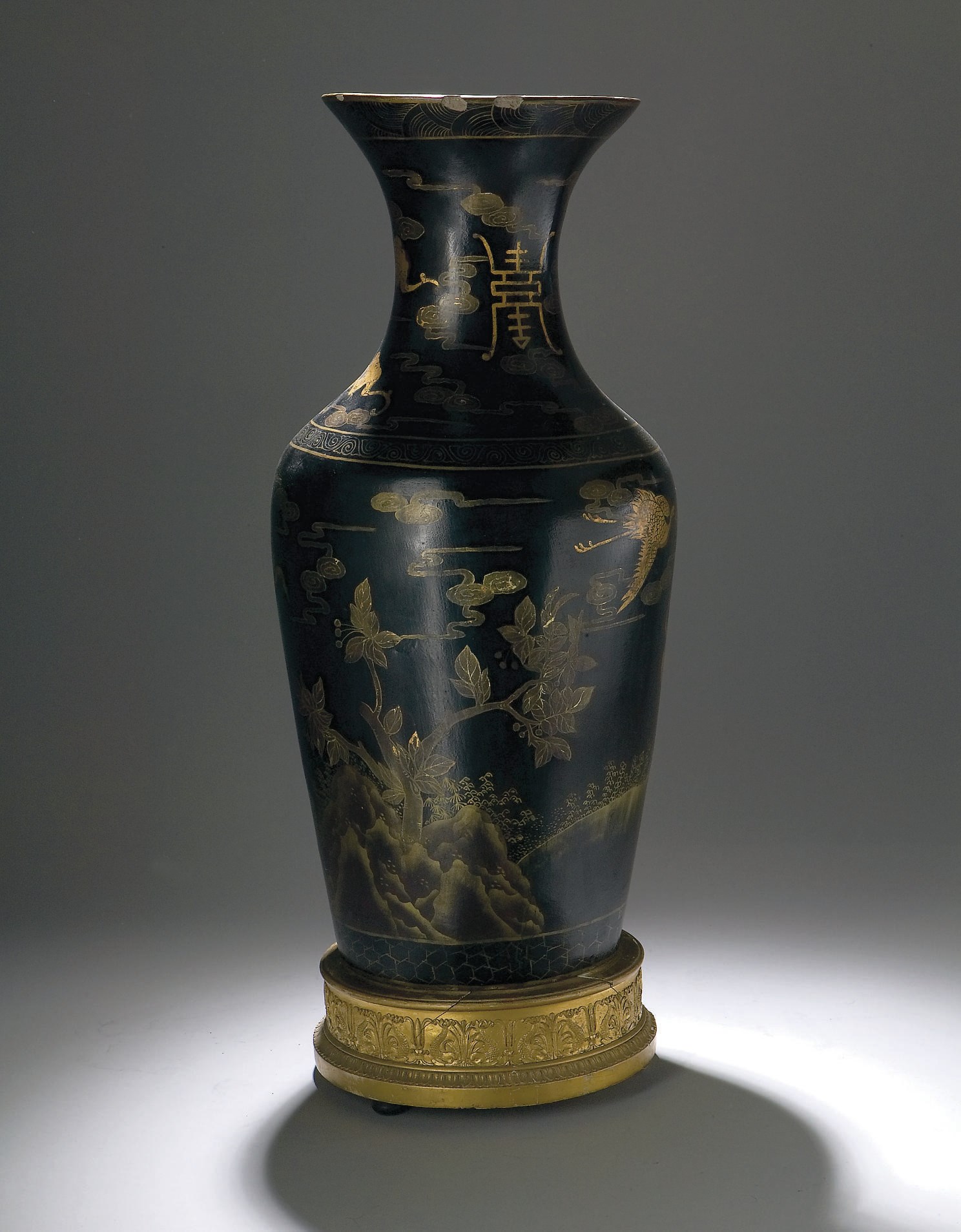 VASE CHINOIS DE LA FIN DU XIXEME SIECLE