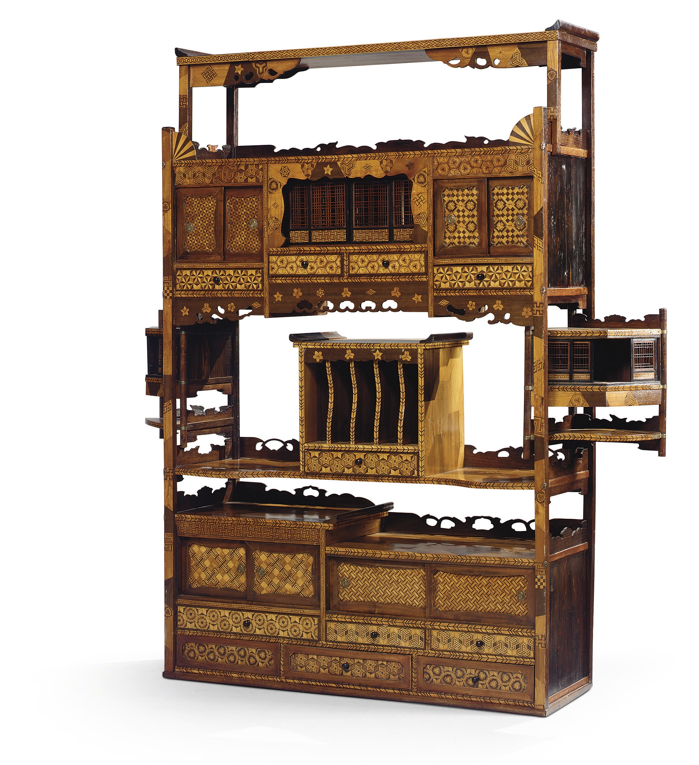 MEUBLE A ETAGERES JAPONAIS DU XIXEME SIECLE