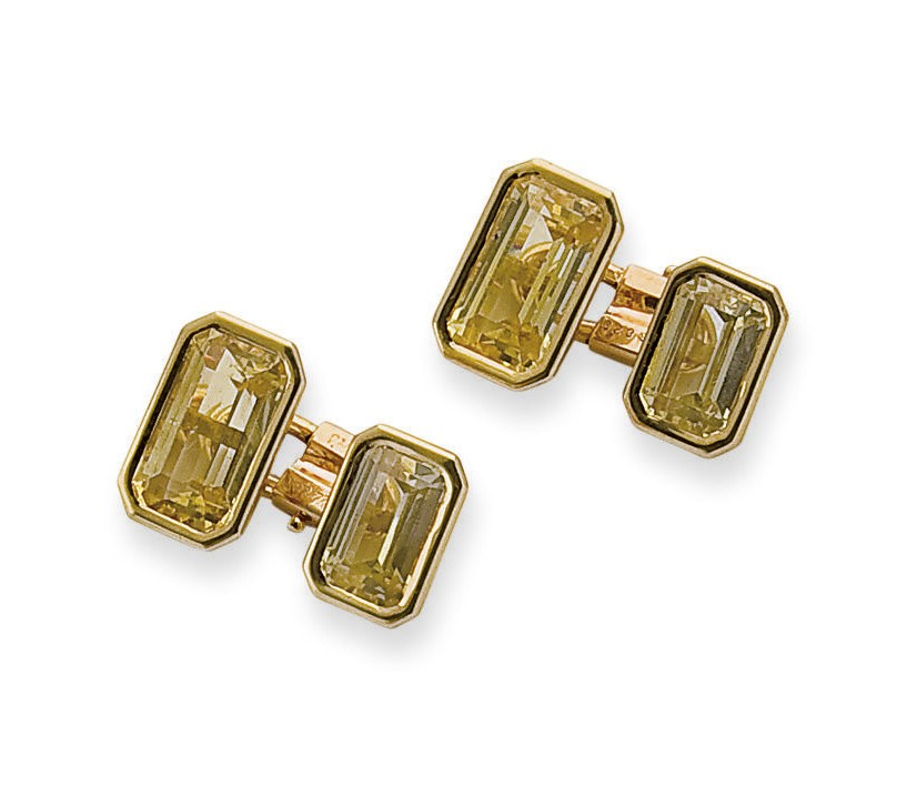 PAIRE DE BOUTONS DE MANCHETTES SAPHIRS JAUNES, PAR CARTIER