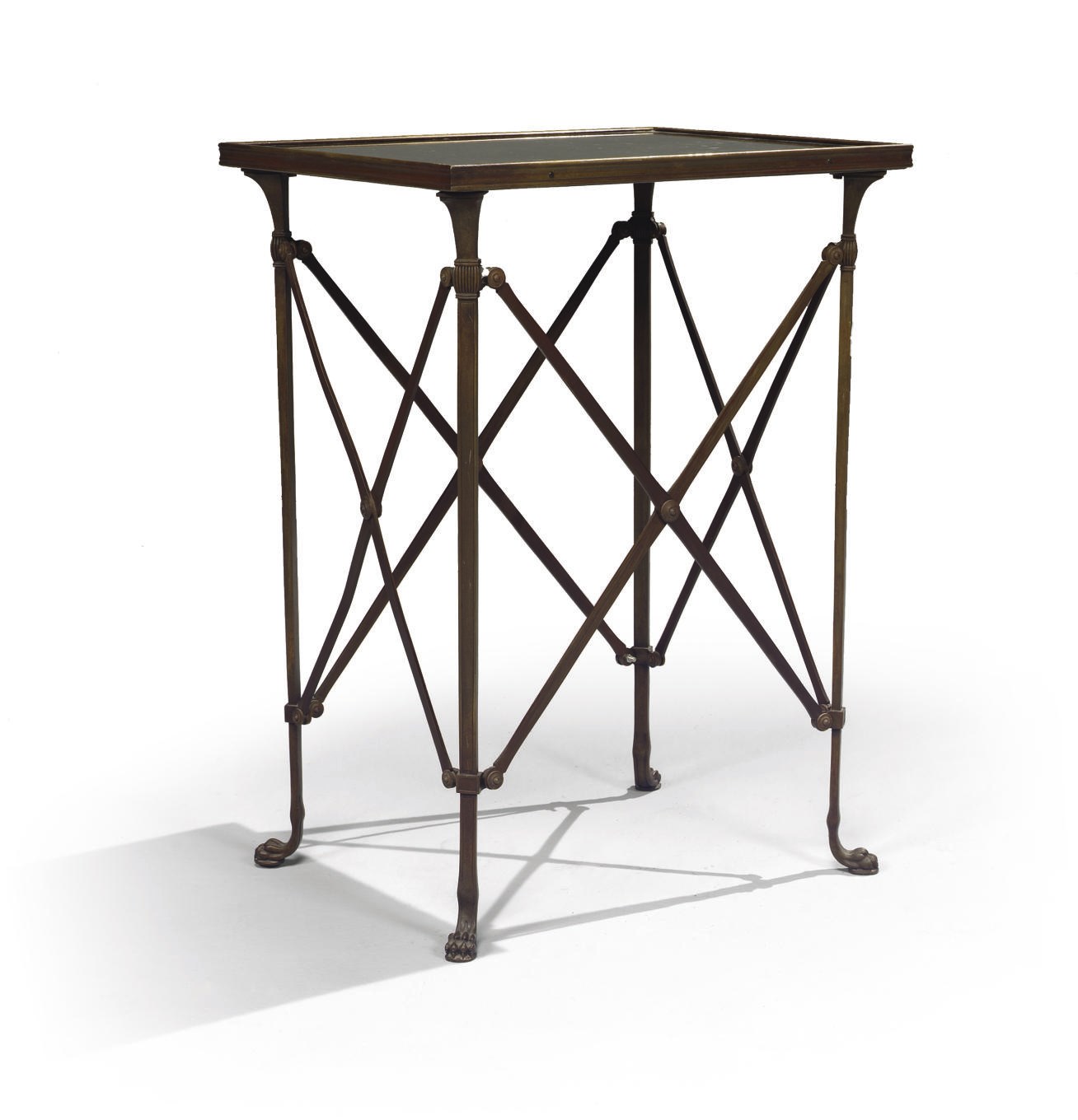 TABLE DE STYLE ANTIQUE