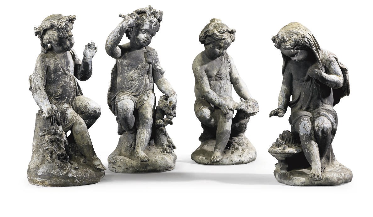 SUITE DE QUATRE PUTTI DANS LE STYLE DE LA PREMIERE MOITIE DU XVIIIEME SIECLE