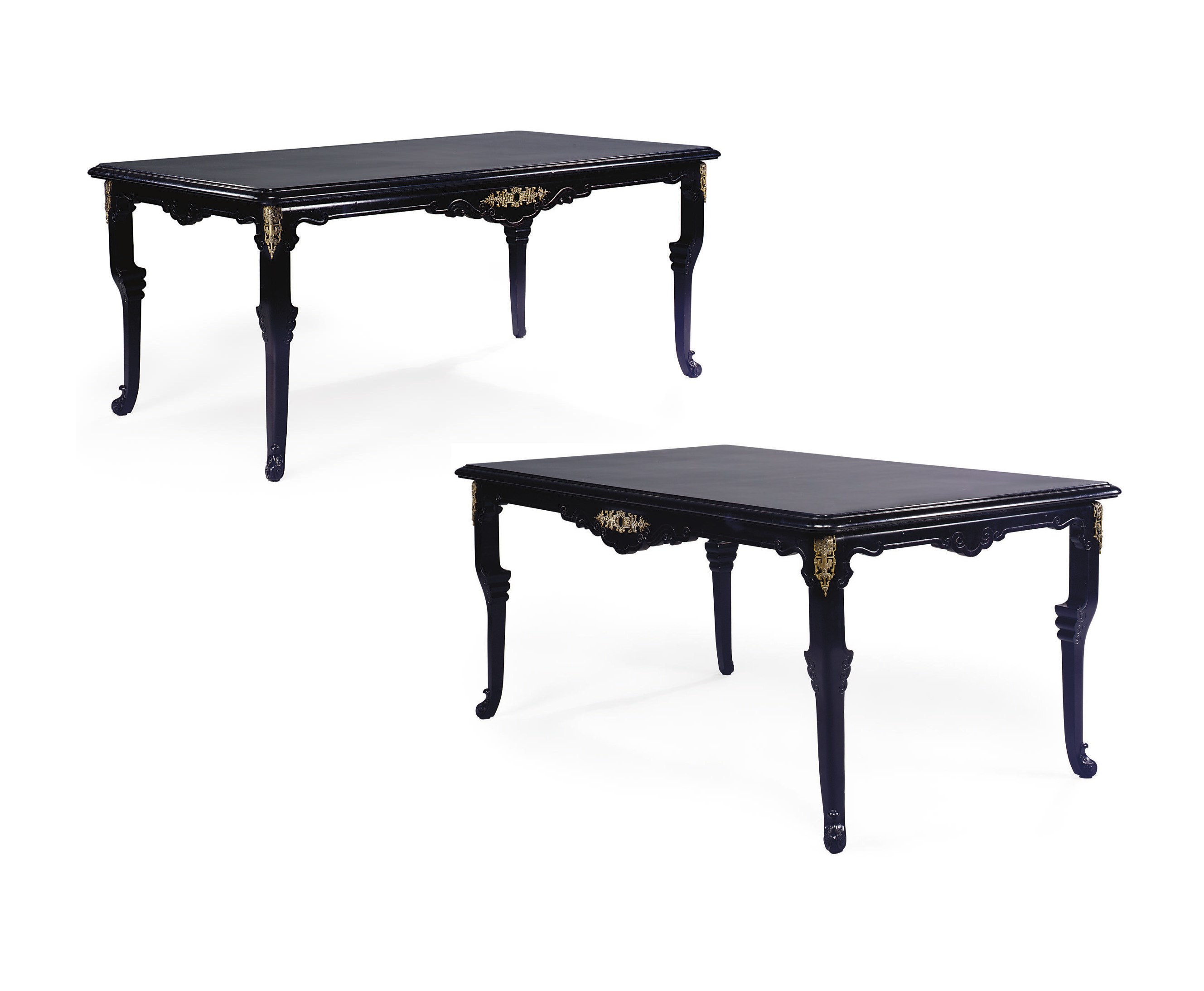 PAIRE DE TABLES DE LA FIN DU XIXEME SIECLE DANS LE GOUT JAPONISANT