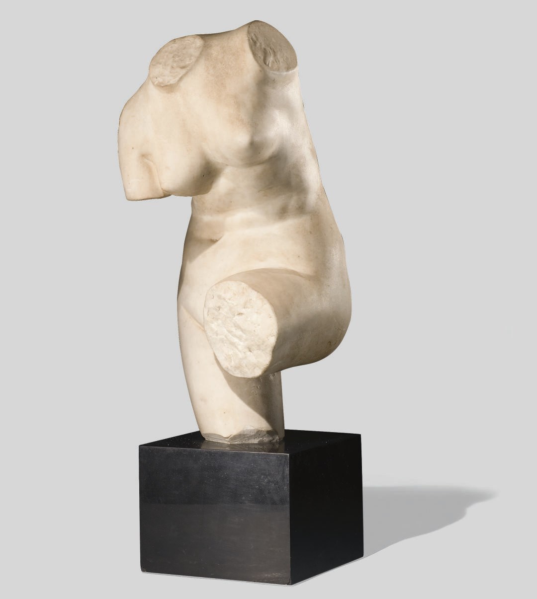 TORSE DE VENUS EN MARBRE BLANC