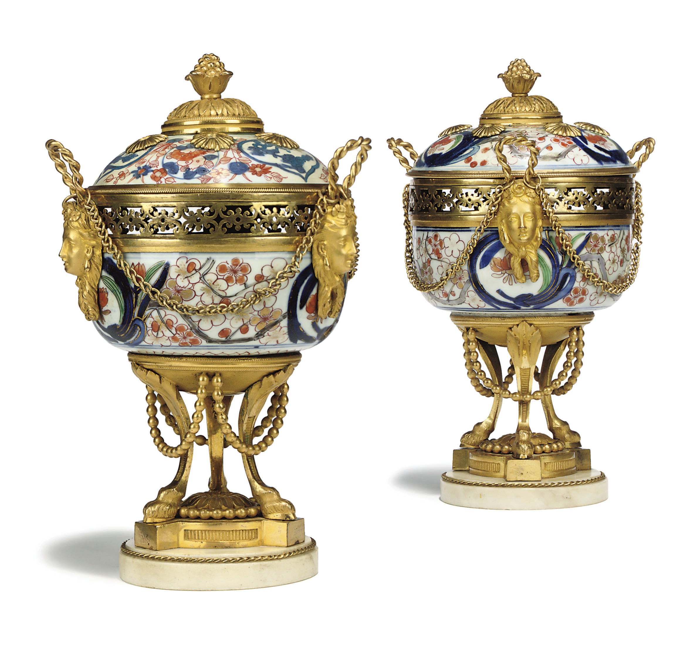 A PAIR OF LOUIS XVI ORMOLU-MOUNTED JAPANESE IMARI PORCELAIN POT-POURRI