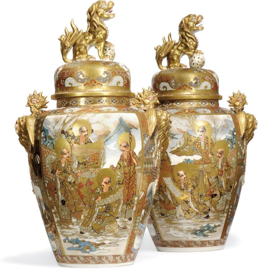 A PAIR OF JAPANESE SATSUMA VASES