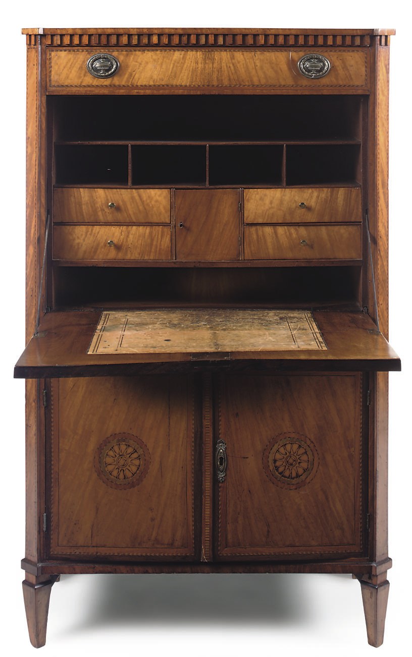 DUTCH SATINWOOD AND MARQUETRY SECRETAIRE À ABATTANT