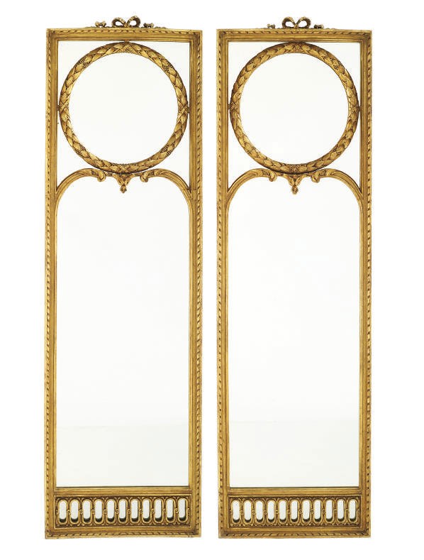 A PAIR OF GILTWOOD PIER MIRRORS