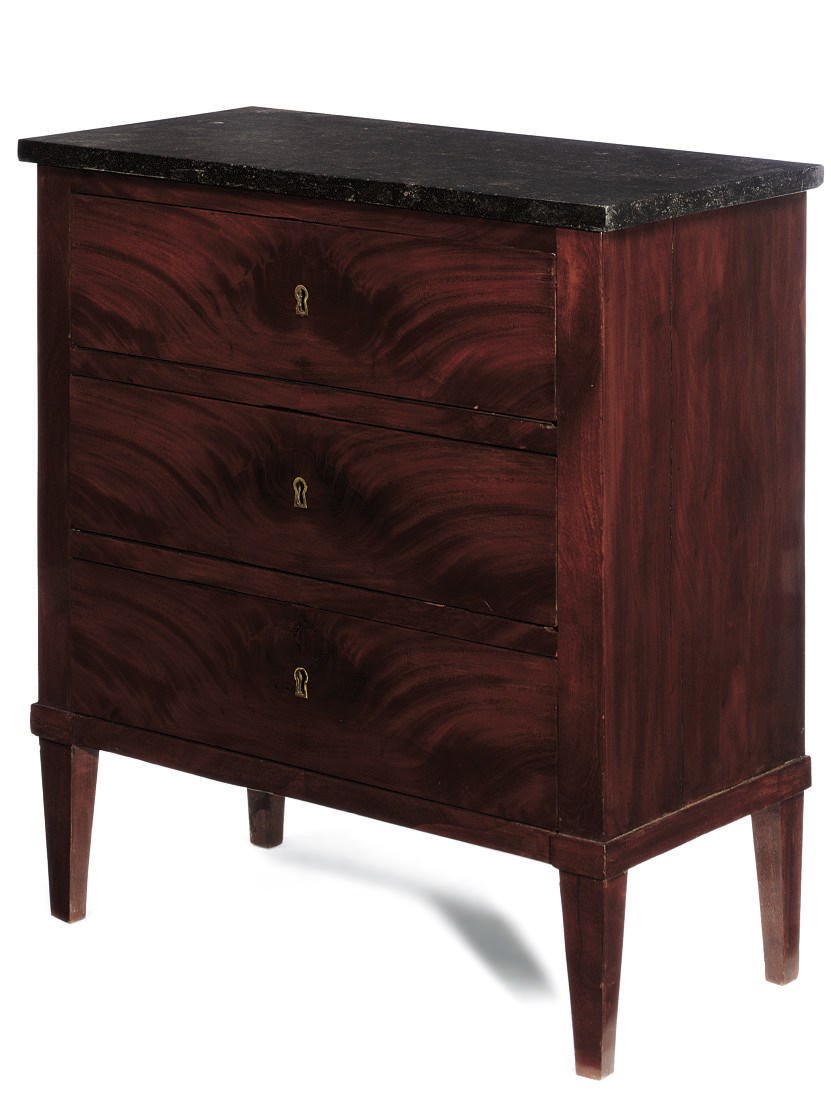 A NORTH EUROPEAN BIEDERMIER COMMODE