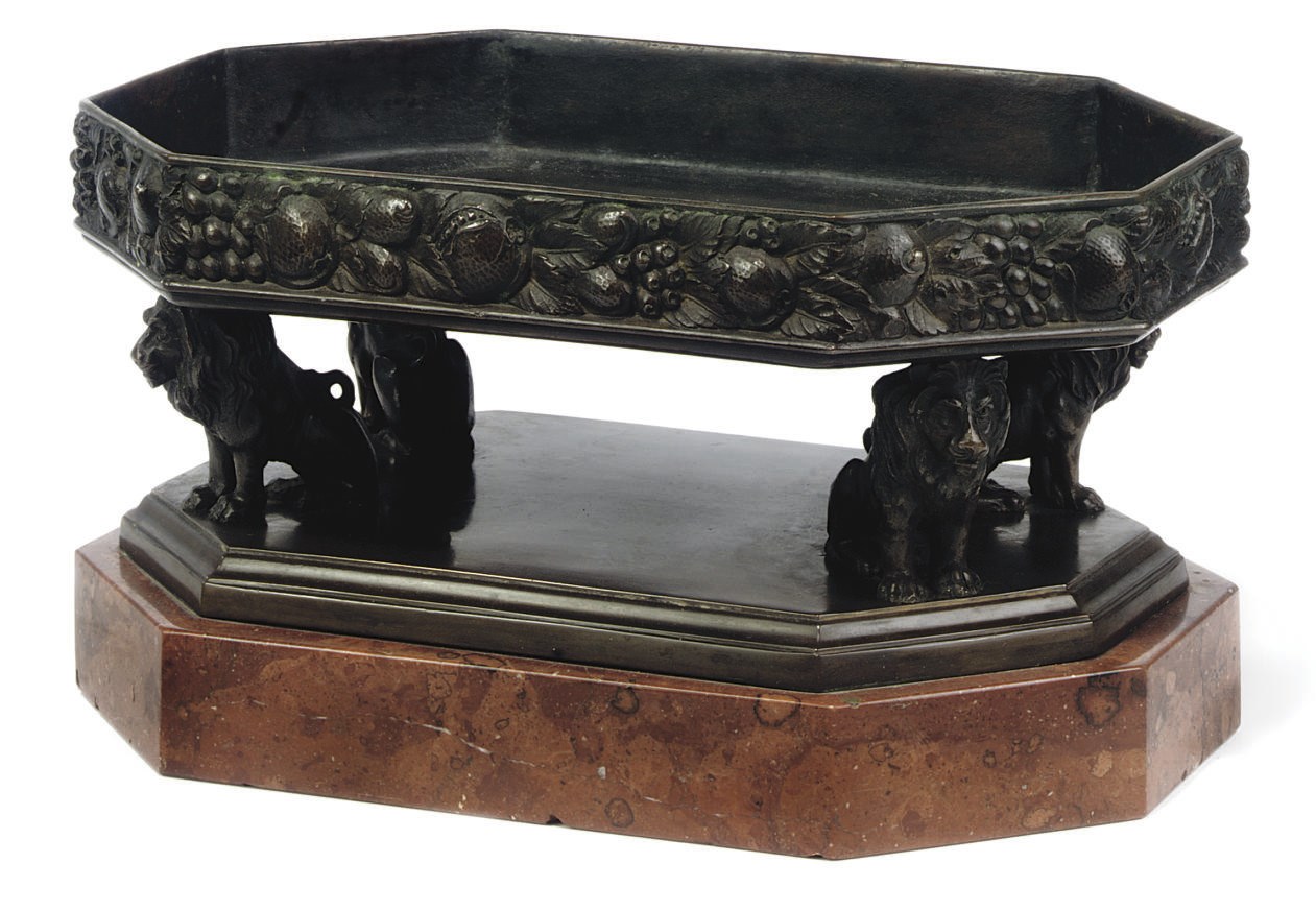 AN ITALIAN BRONZE CENTREPIECE