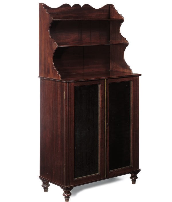 A GEORGE IV MAHOGANY CHIFFONIER