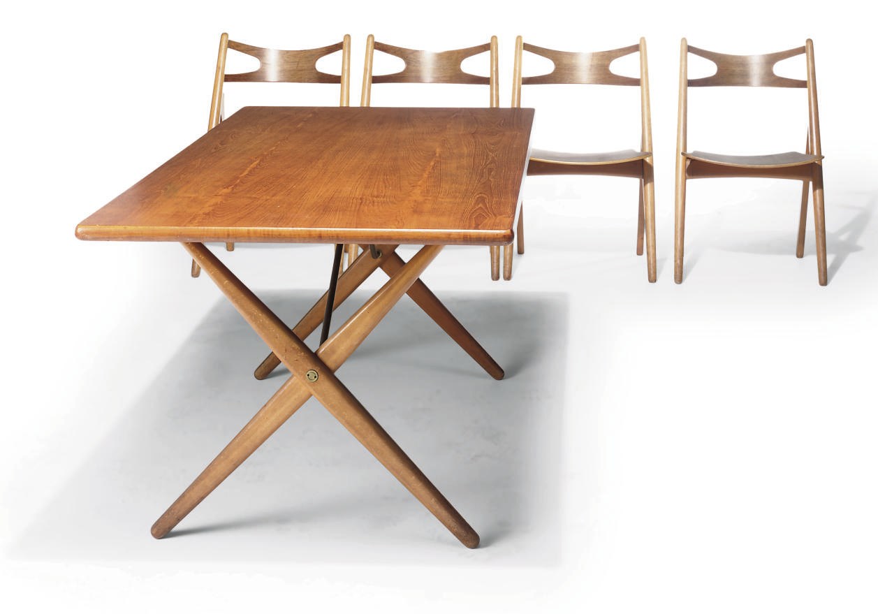 A HANS WEGNER DINING SUITE