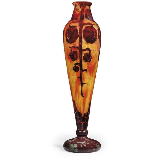 A LE VERRE FRANÇAIS TALL CAMEO GLASS VASE