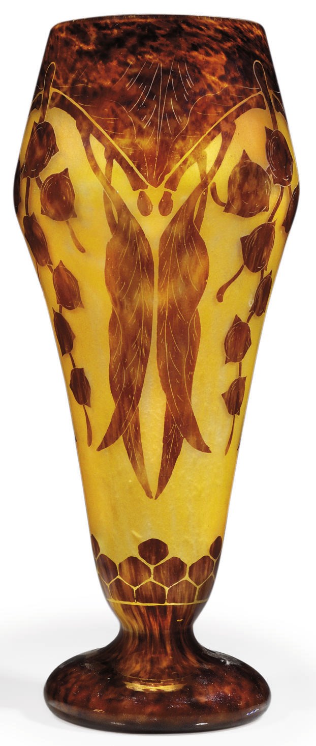 A CHARDER CAMEO GLASS VASE
