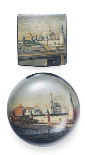 TWO RUSSIAN LACQUER BOXES PAINTED WITH VIEWS OF THE MOSCOW KREMLIN,