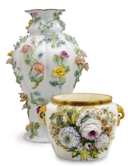 AN ENGLISH PORCELAIN FLOWER-ENCRUSTED QUATREFOIL CACHE-POT AND A CONTINENTAL PORCELAIN FLOWER-ENCRUSTED VASE,
