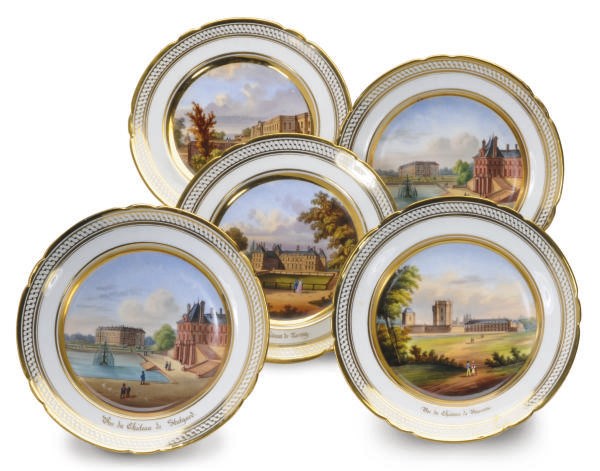 A GROUP OF TWO PARIS PORCELAIN TOPOGRAPHICAL CABINET PLATES AND THREE SOUP PLATES,