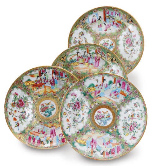 AN ASSEMBLED GROUP OF CHINESE EXPORT CANTON FAMILLE ROSE PLATES,