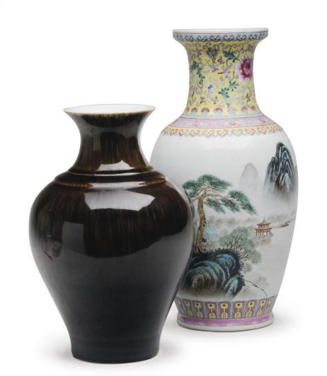 THREE CHINESE PORCELAIN BALUSTER VASES,