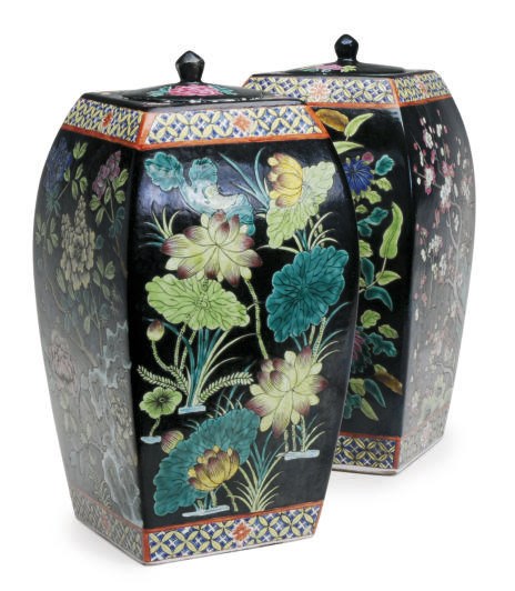 A PAIR OF CHINESE FAMILLE NOIR SQUARE PORCELAIN JARS AND COVERS,