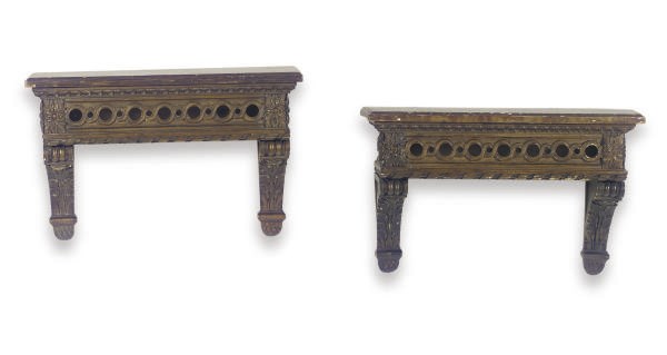 A PAIR OF STAINED WOOD WALL BRACKETS,