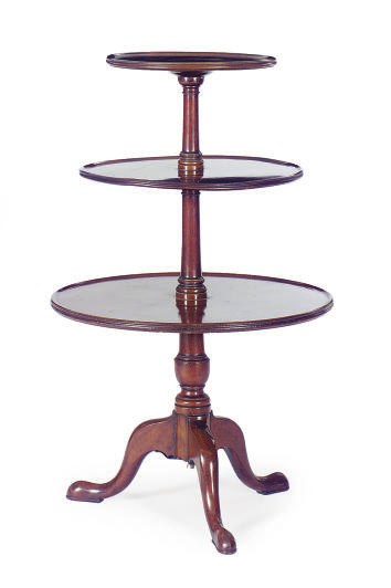 A GEORGE III MAHOGANY DUMBWAITER,