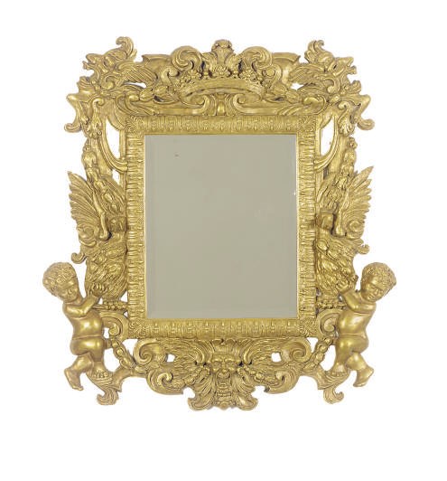 AN ITALIAN GILTWOOD MIRROR,