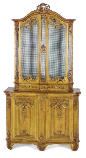 A FRENCH OAK BUFFET A DEUX CORPS,