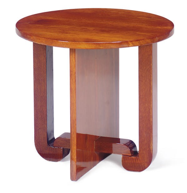 AN OAK SIDE TABLE,