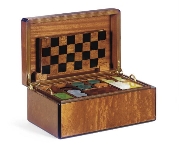 A WALNUT AND EBONY GAMES COMPENDIUM,