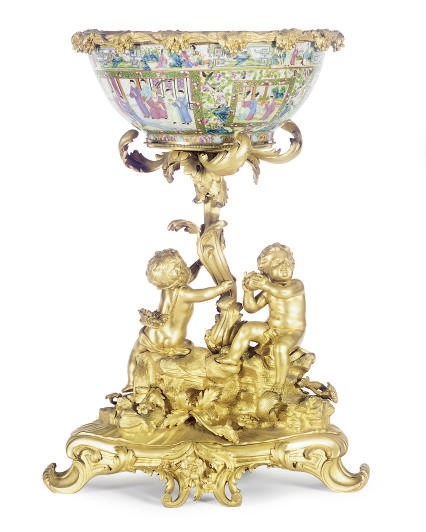AN ORMOLU-MOUNTED CHINESE EXPORT CANTON FAMILLE ROSE MEDALLION PUNCH BOWL,
