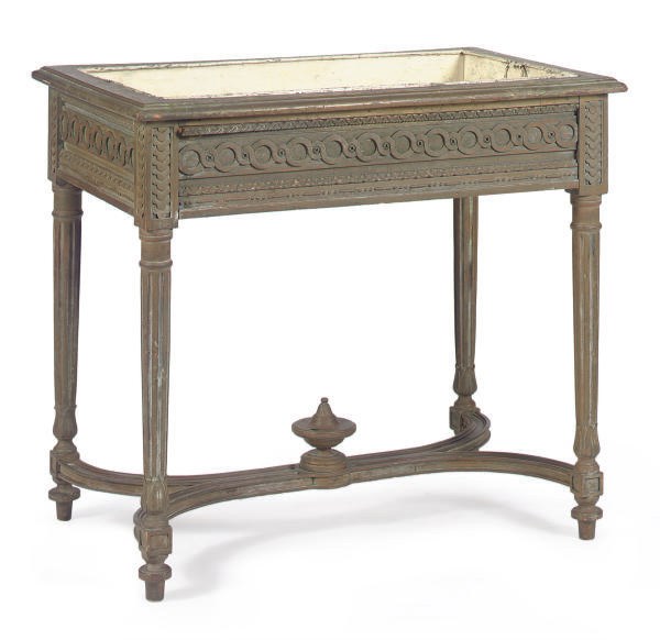 A PAINTED AND PARCEL-GILT JARDINEIRE,