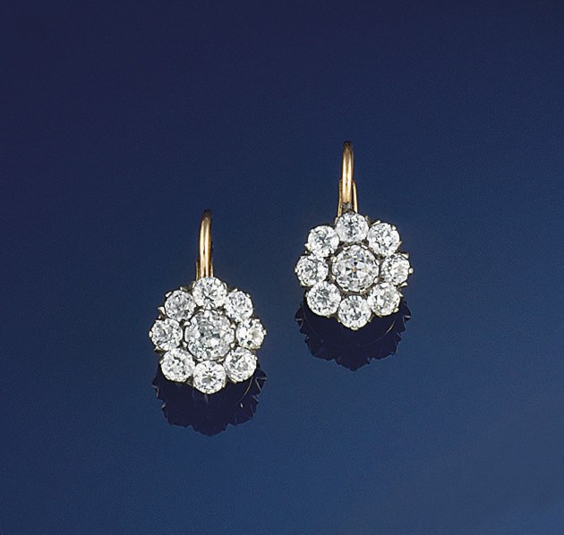 A pair of diamond cluster earpendants