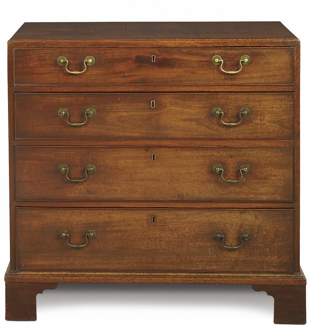 A GEORGE III MAHOGANY CHEST