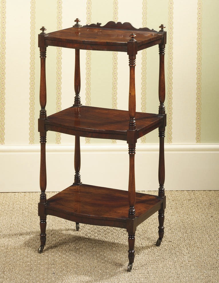 AN EARLY VICTORIAN ROSEWOOD THREE-TIER ETAGERE
