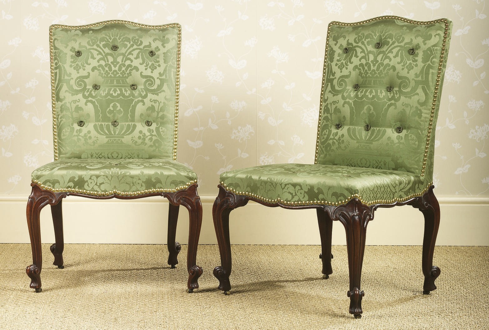 A PAIR OF GEORGE III MAHOGANY SIDE CHAIRS