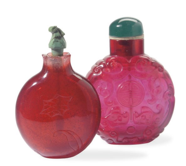 TWO CHINESE RED GLASS SNUFF BOTTLES,