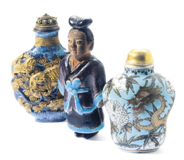 TWO CHINESE PORCELAIN SNUFF BOTTLES AND A GLAZED STONEWARE SNUFF BOTTLE,**