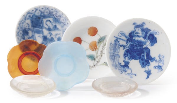 A GROUP OF TEN CHINESE SNUFF DISHES,