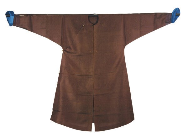A BEIGE GAUZE COAT AND A BROWN GAUZE COAT,